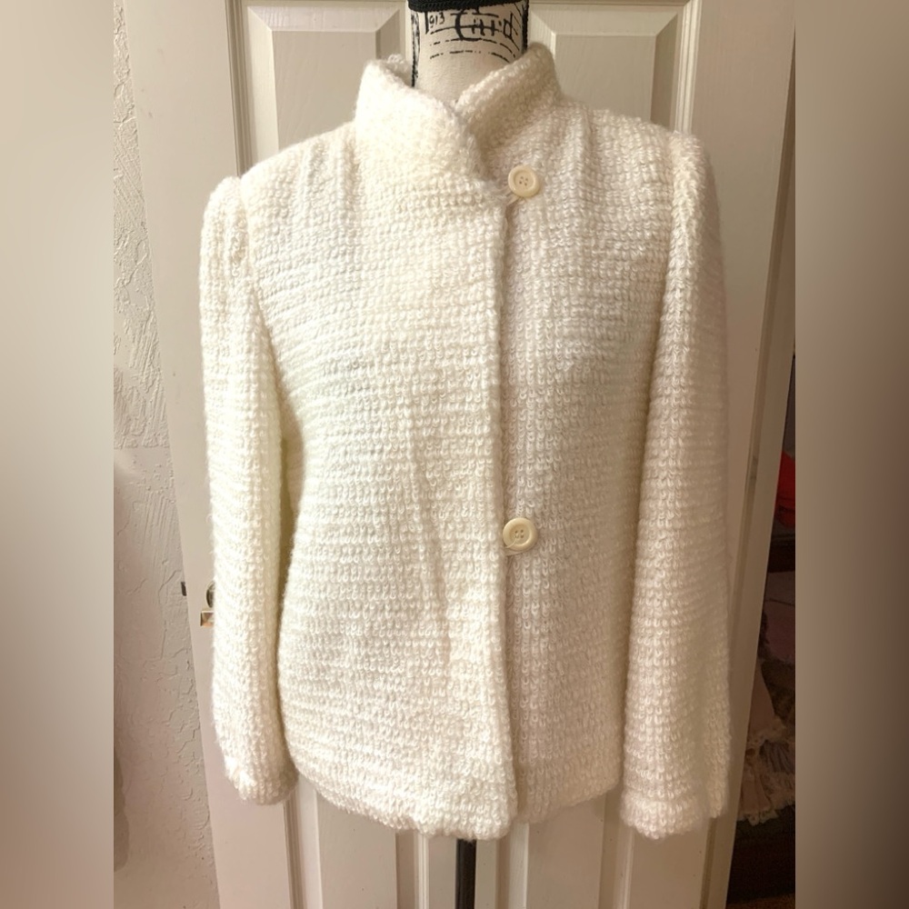 Vintage Grand Tier Cream Colored Wool Blend Coat